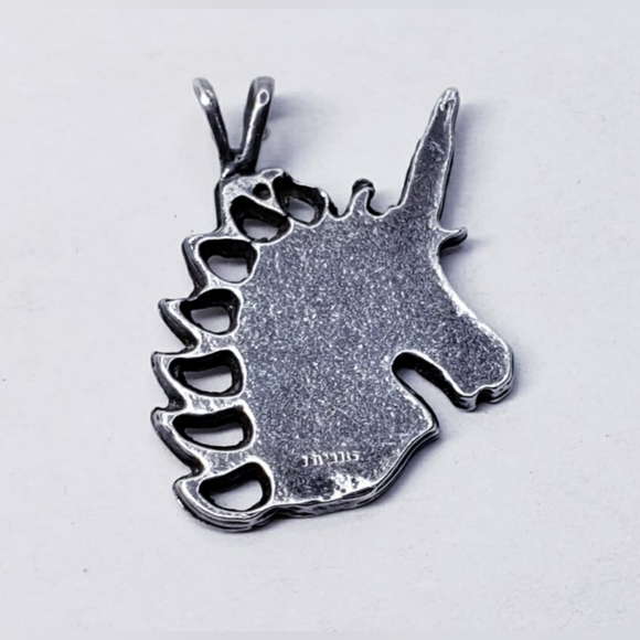 Sterling Silver Engraved  Unicorn Head Charm Pendant - Picture 3 of 3